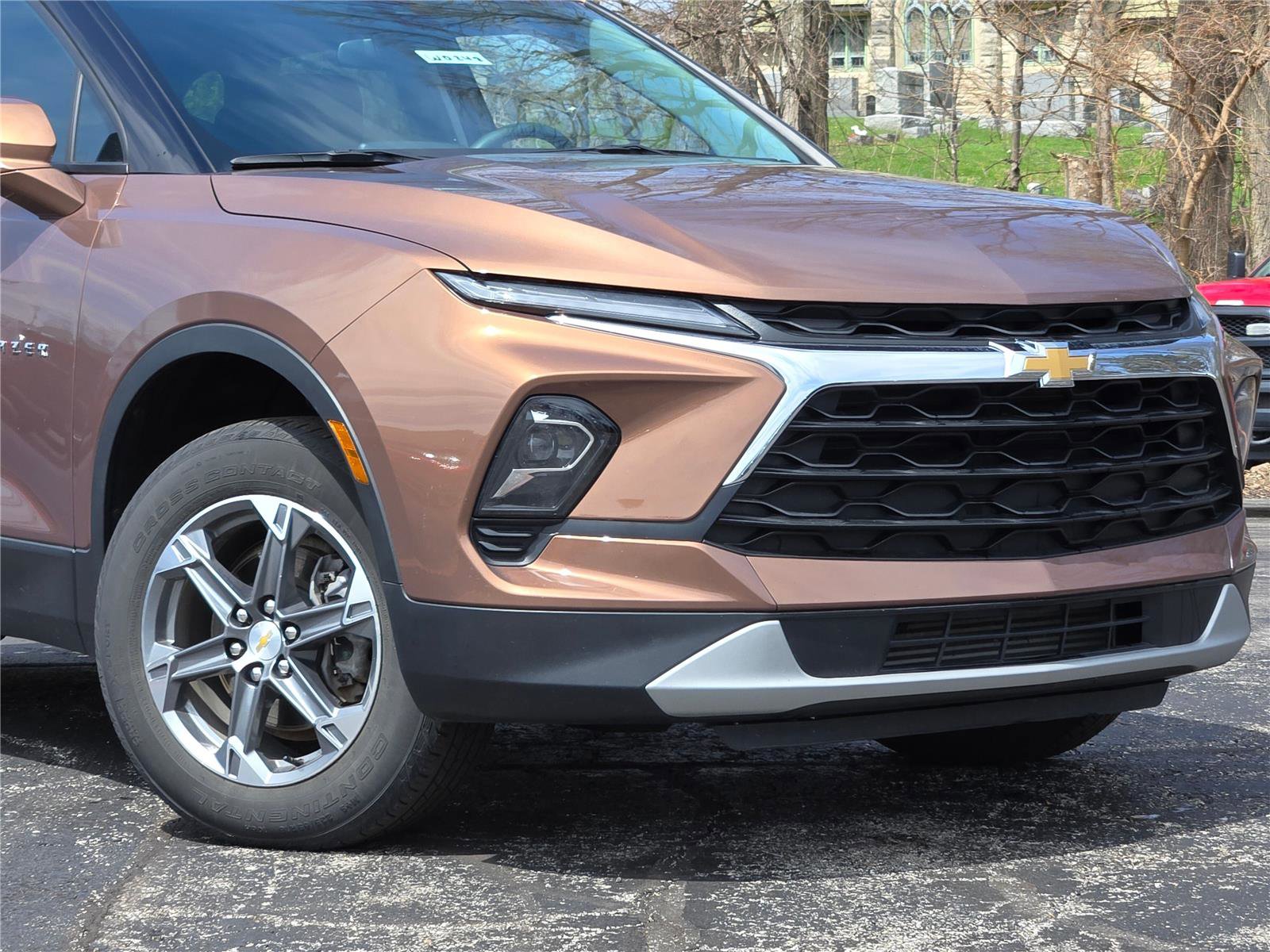 Used 2024 Chevrolet Blazer LT w/ Driver Confidence Package image 2