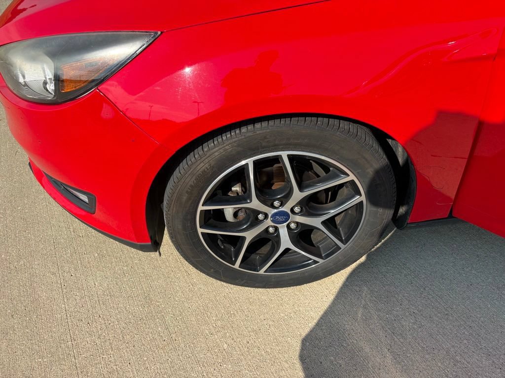 Used 2017 Ford Focus SEL w/ Cold Weather Package FWD image 26