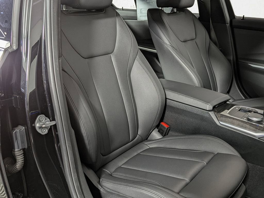 Used 2021 BMW 330i xDrive Sedan w/ Convenience Package image 26