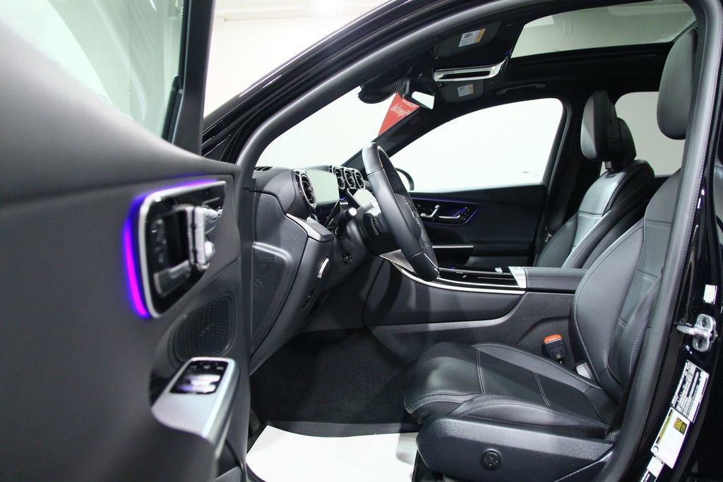 Certified 2026 Mercedes-Benz GLC 300 4MATIC image 4