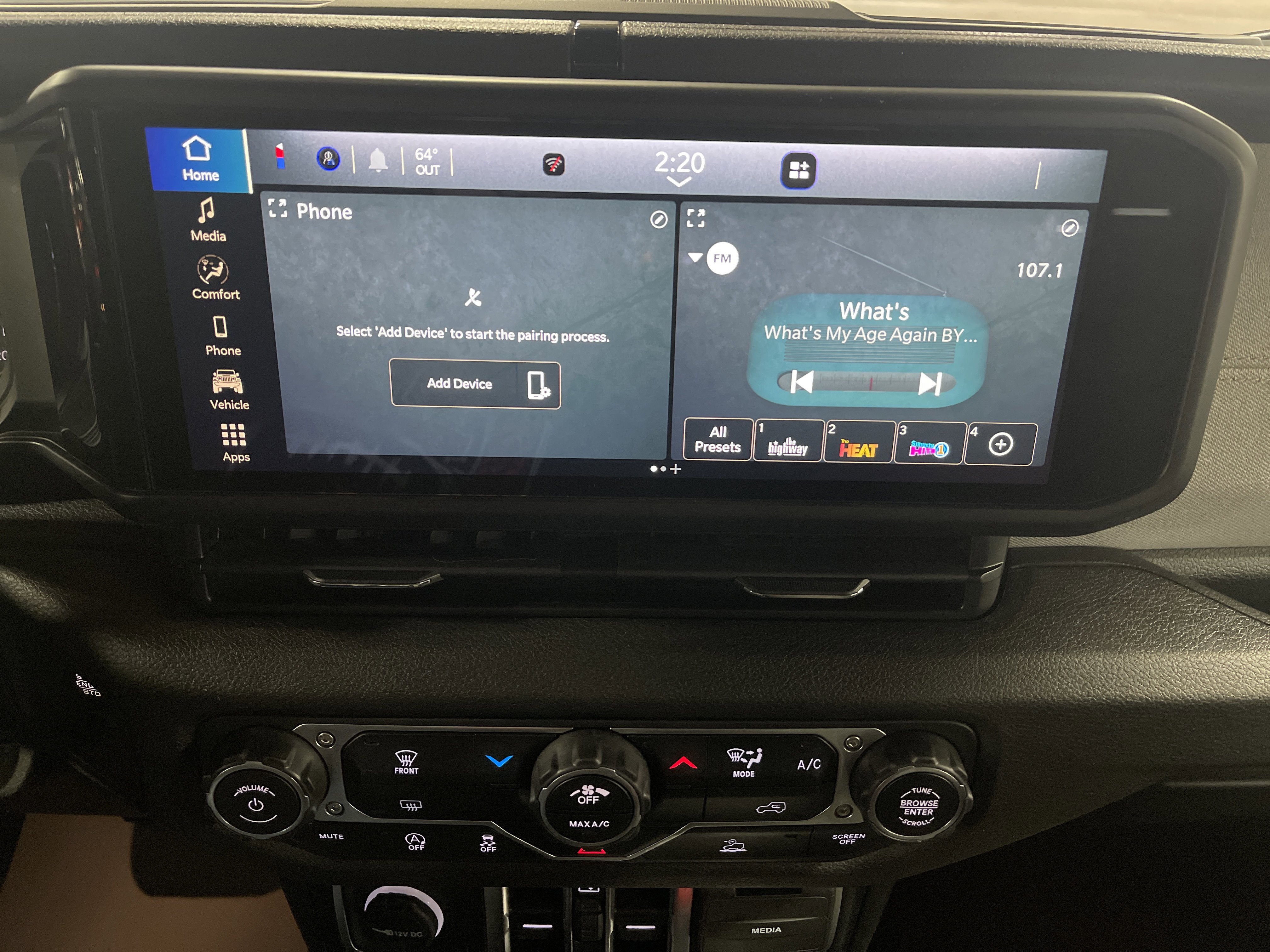 Used 2024 Jeep Wrangler Willys image 21