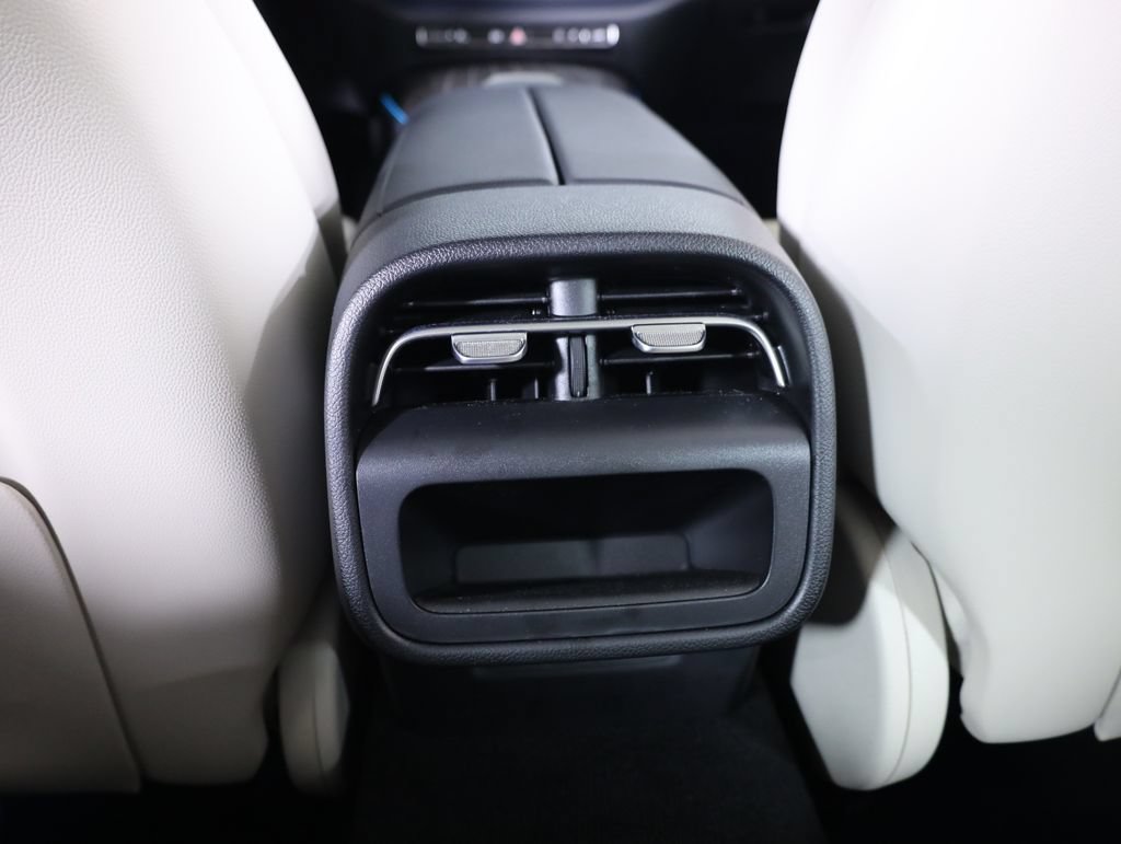 Certified 2025 Mercedes-Benz E 450 4MATIC Sedan image 35