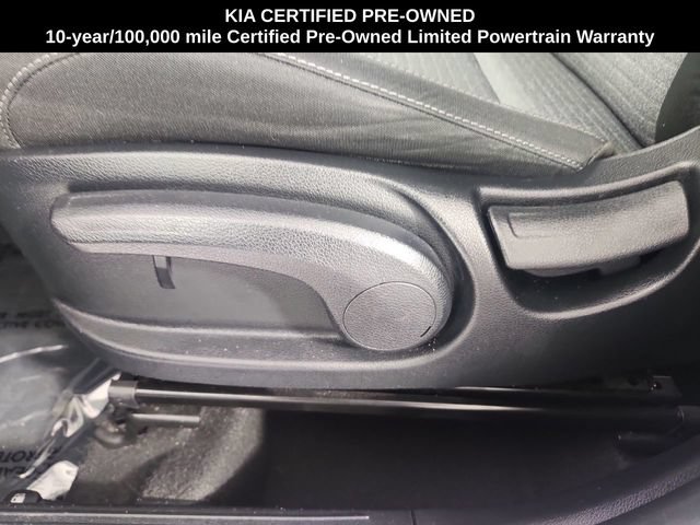 Certified 2022 Kia Soul GT-Line FWD image 20