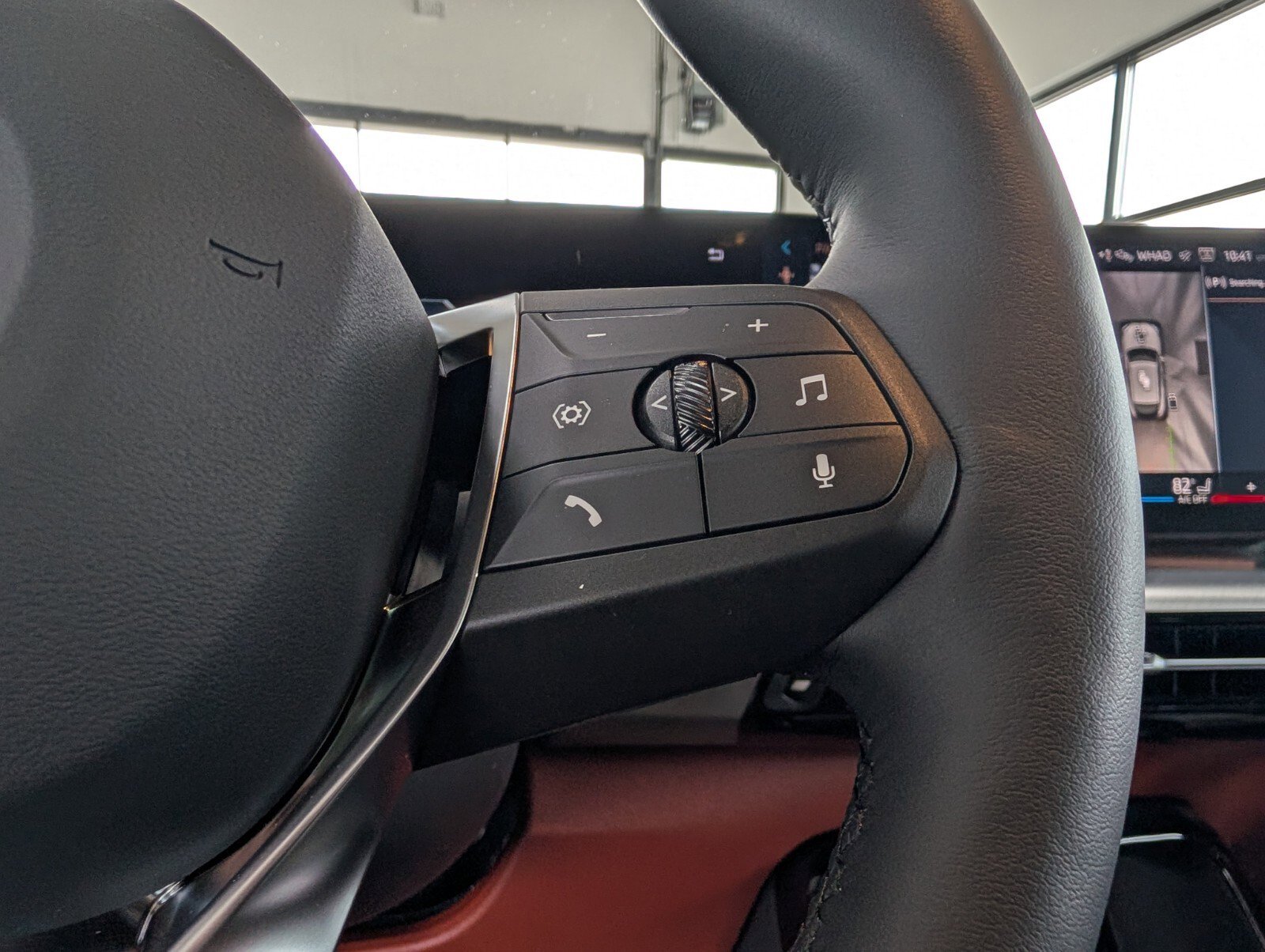 New 2026 BMW X2 xDrive28i w/ Technology Package image 21