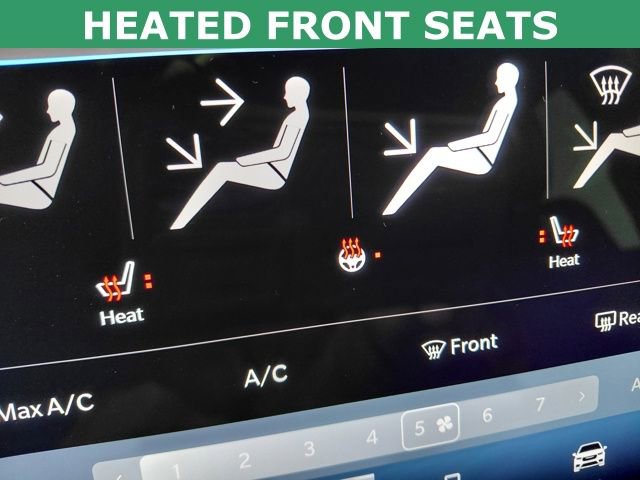 Used 2025 Chrysler Pacifica Select image 7