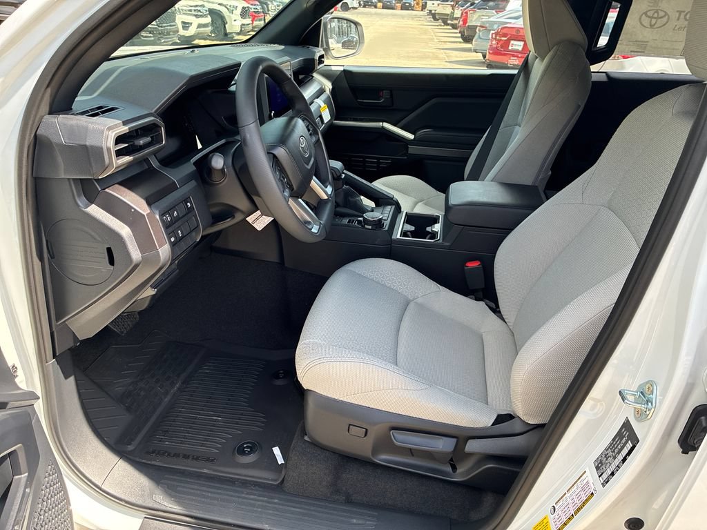 New 2026 Toyota 4Runner SR5 AWD/4WD image 15