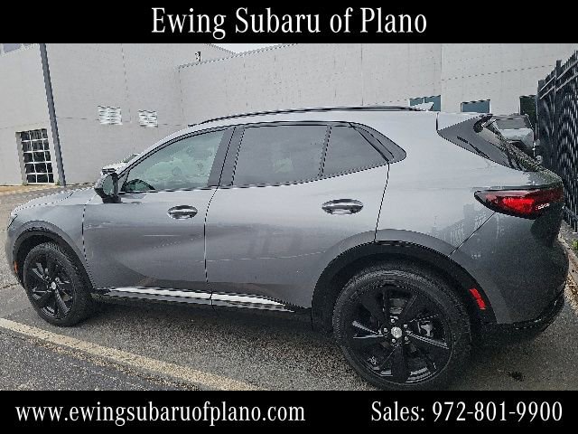 Used 2021 Buick Envision Essence w/ Technology Package I FWD image 3