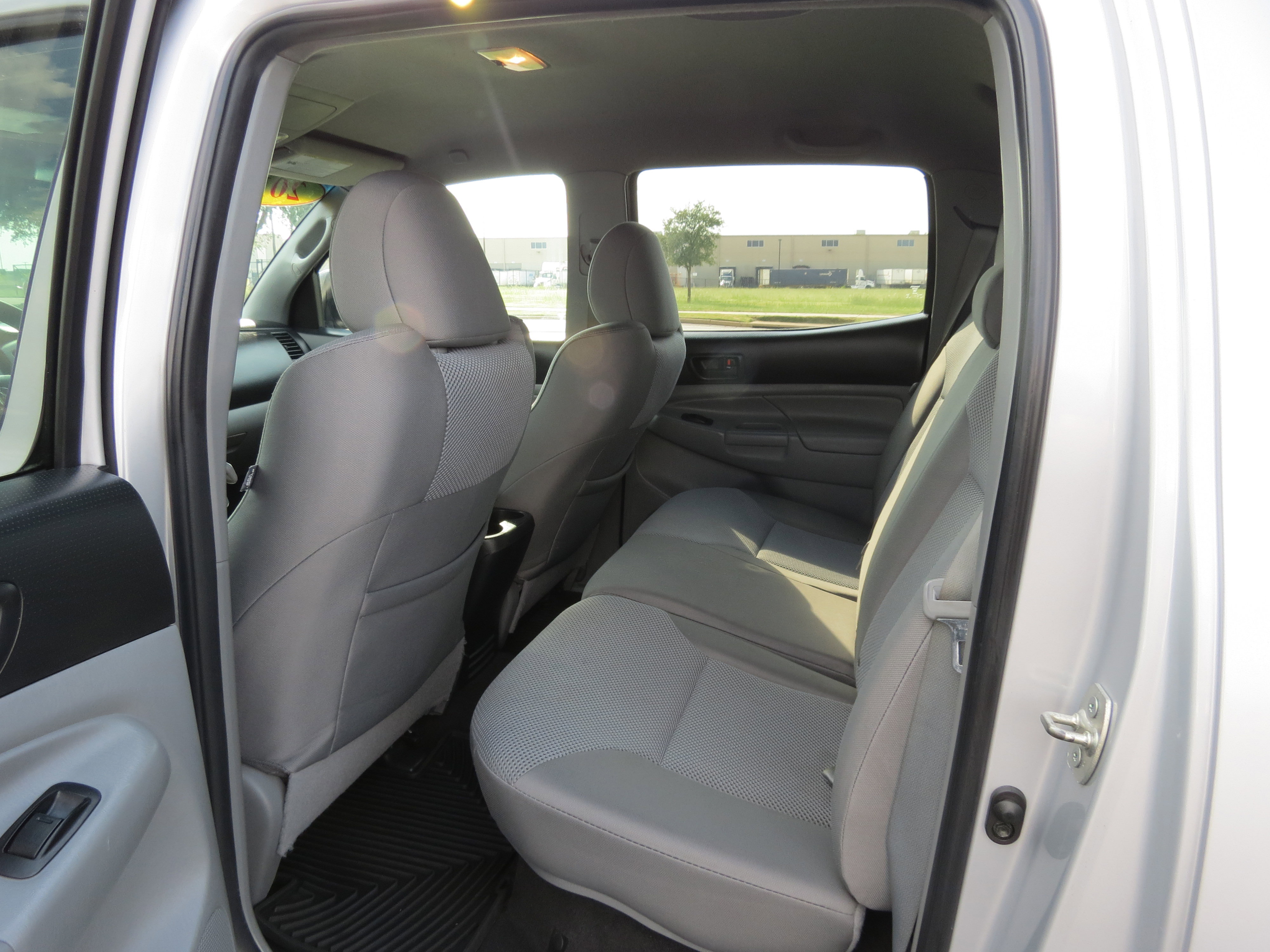 Used 2012 Toyota Tacoma PreRunner w/ TRD Off-Road Pkg RWD image 29