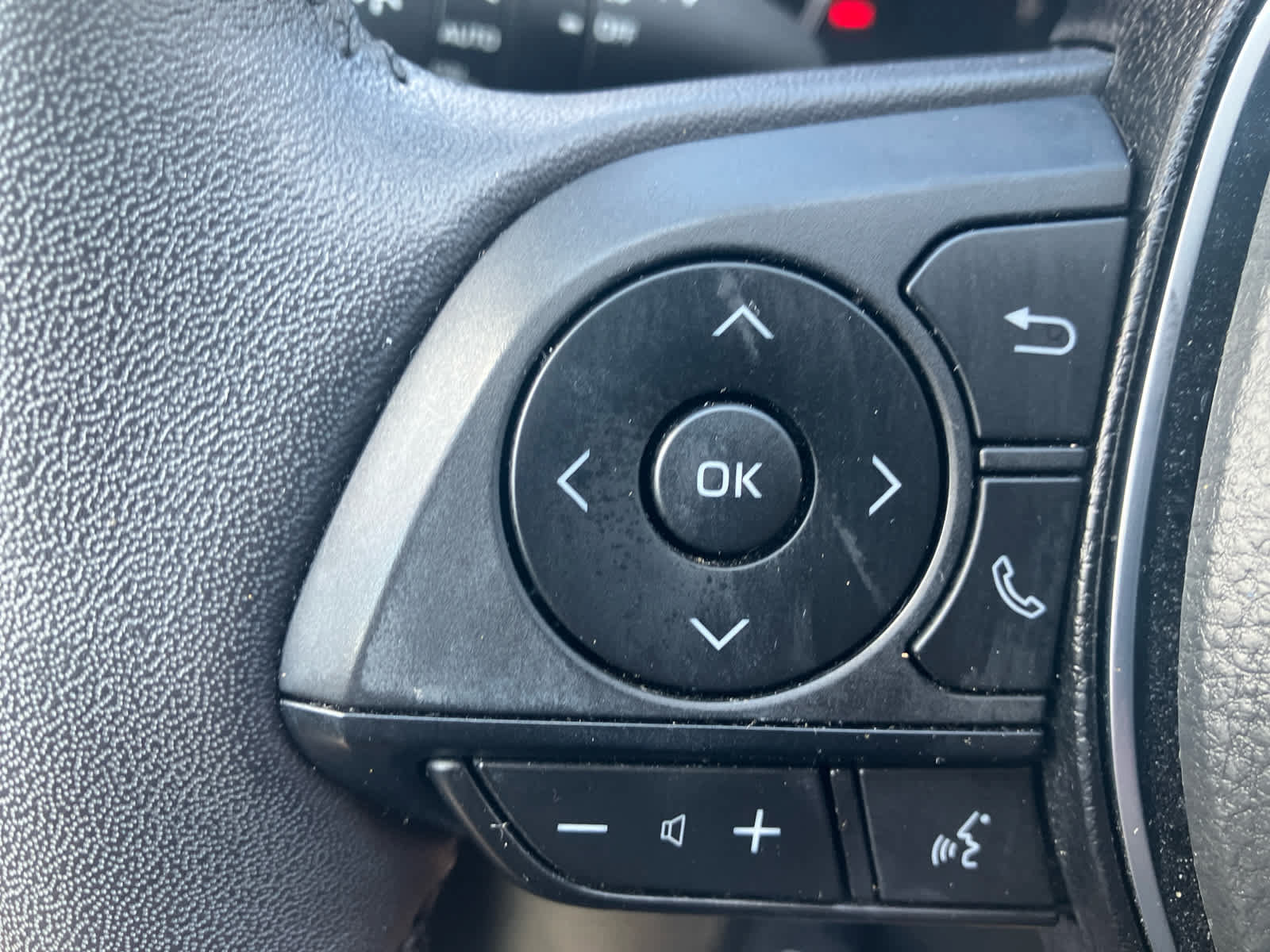 Used 2024 Toyota RAV4 XLE Premium w/ Weather Package AWD/4WD image 19
