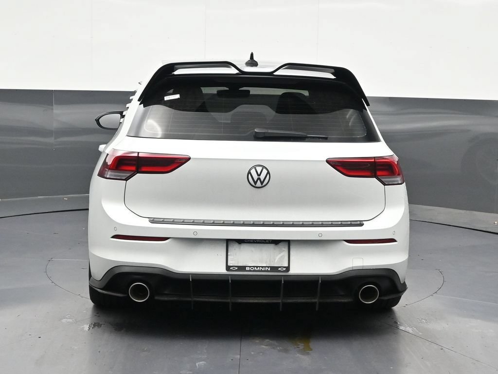 Used 2024 Volkswagen GTI SE FWD image 4