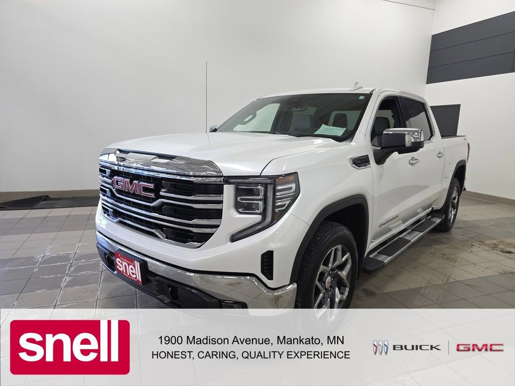 Used 2022 GMC Sierra 1500 SLT image 1
