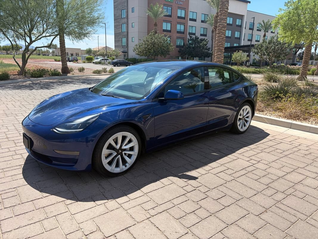 Used 2023 Tesla Model 3 Standard Range RWD image 6