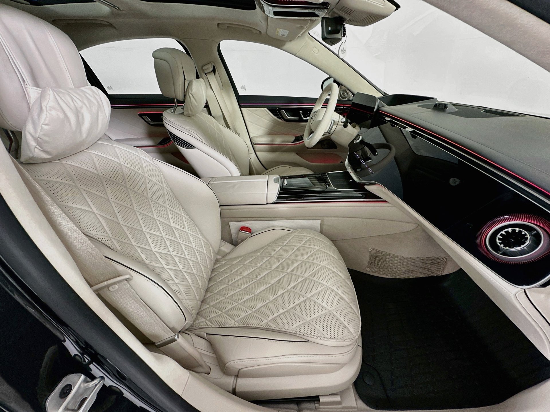 New 2027 Mercedes-Benz S 580 4MATIC Sedan image 32