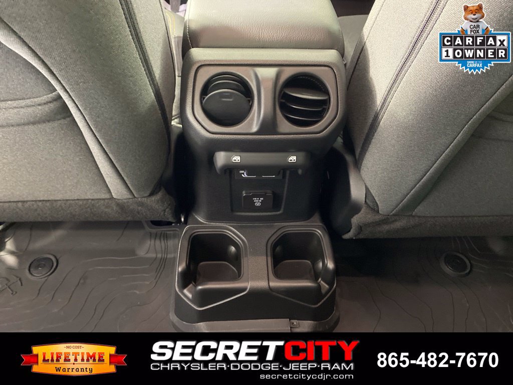 Used 2025 Jeep Gladiator Mojave AWD/4WD image 27