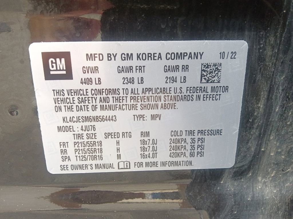 Used 2022 Buick Encore Preferred w/ Safety Package AWD/4WD image 35