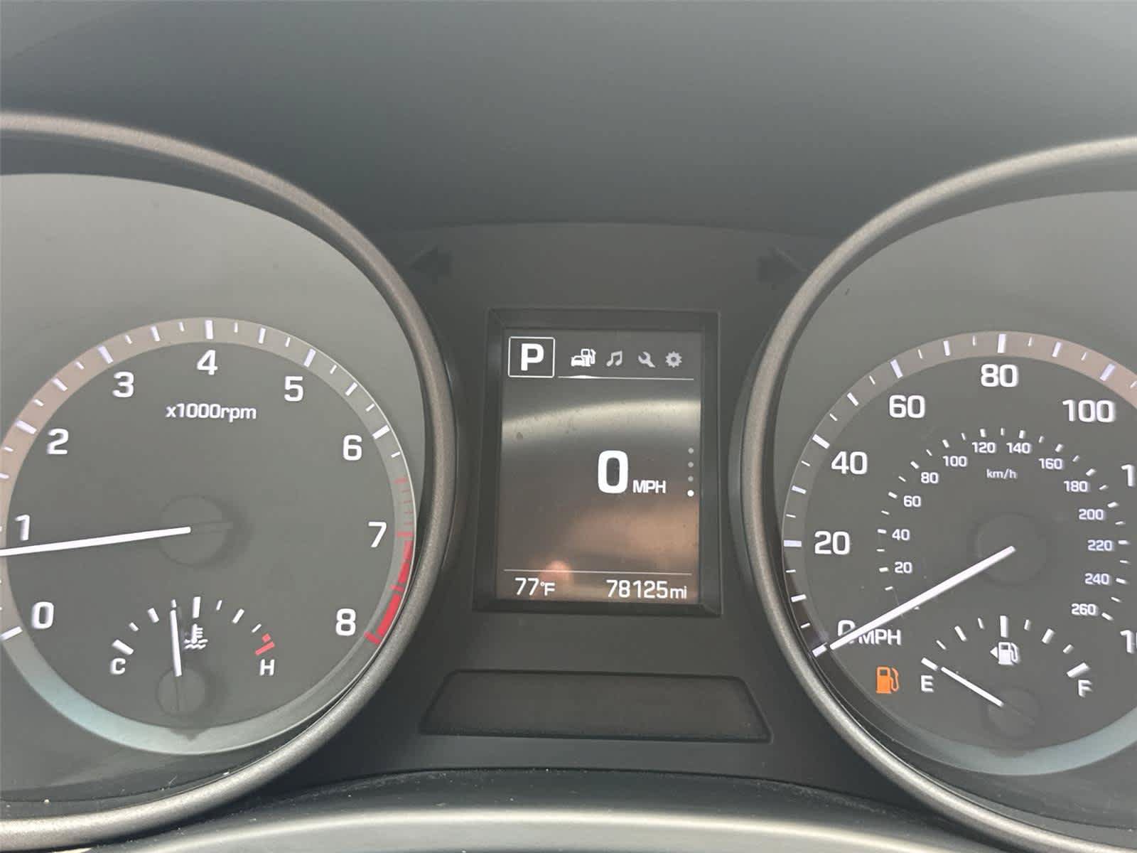Used 2017 Hyundai Santa Fe Sport AWD/4WD image 29
