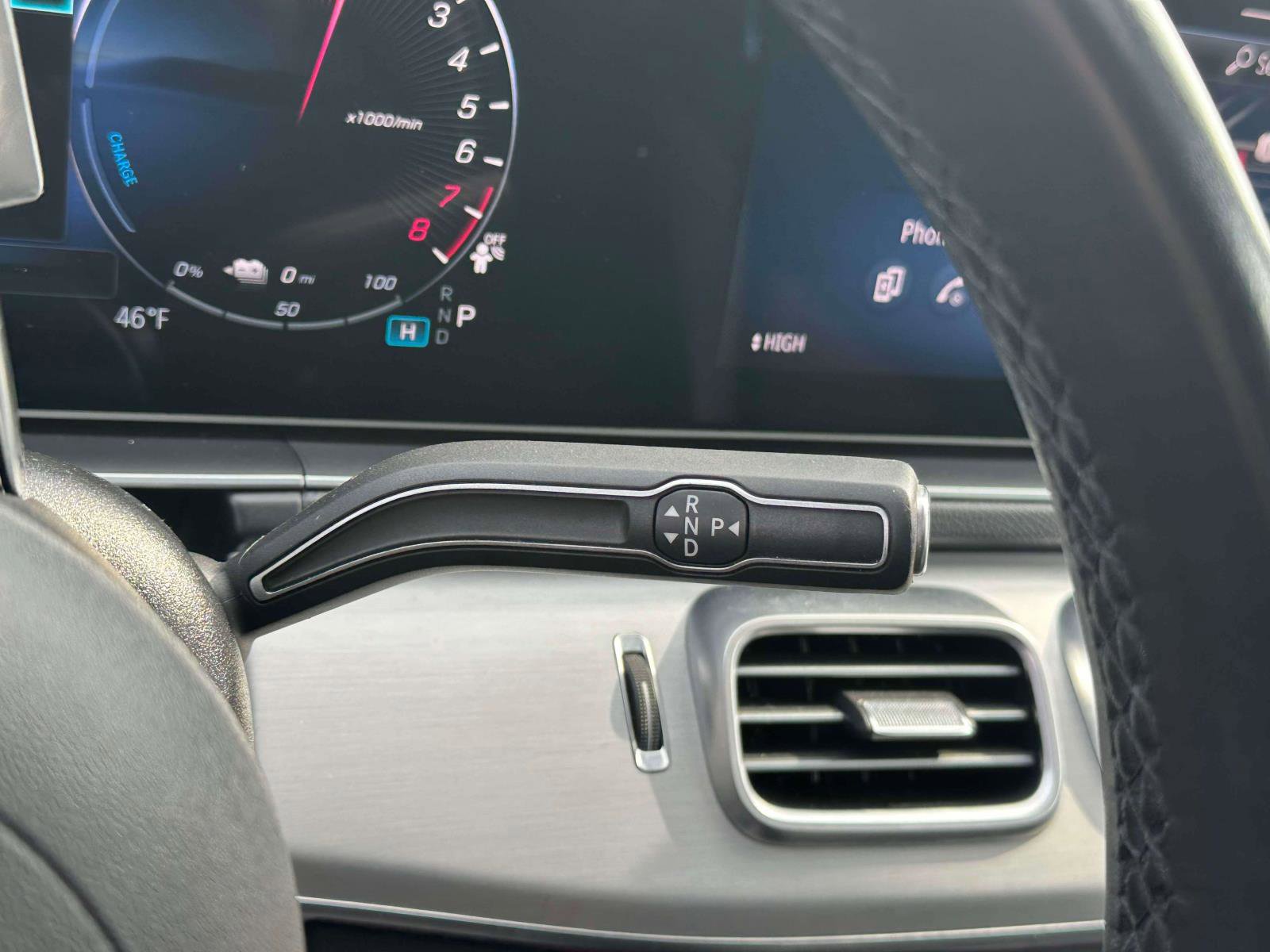 Used 2024 Mercedes-Benz GLE 450e GLE 450e Plug-In Hybrid 4MATIC image 26