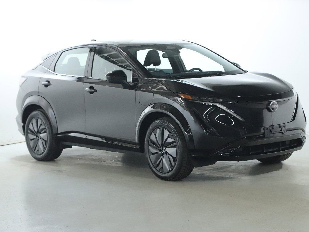 Used 2023 Nissan Ariya AWD image 1