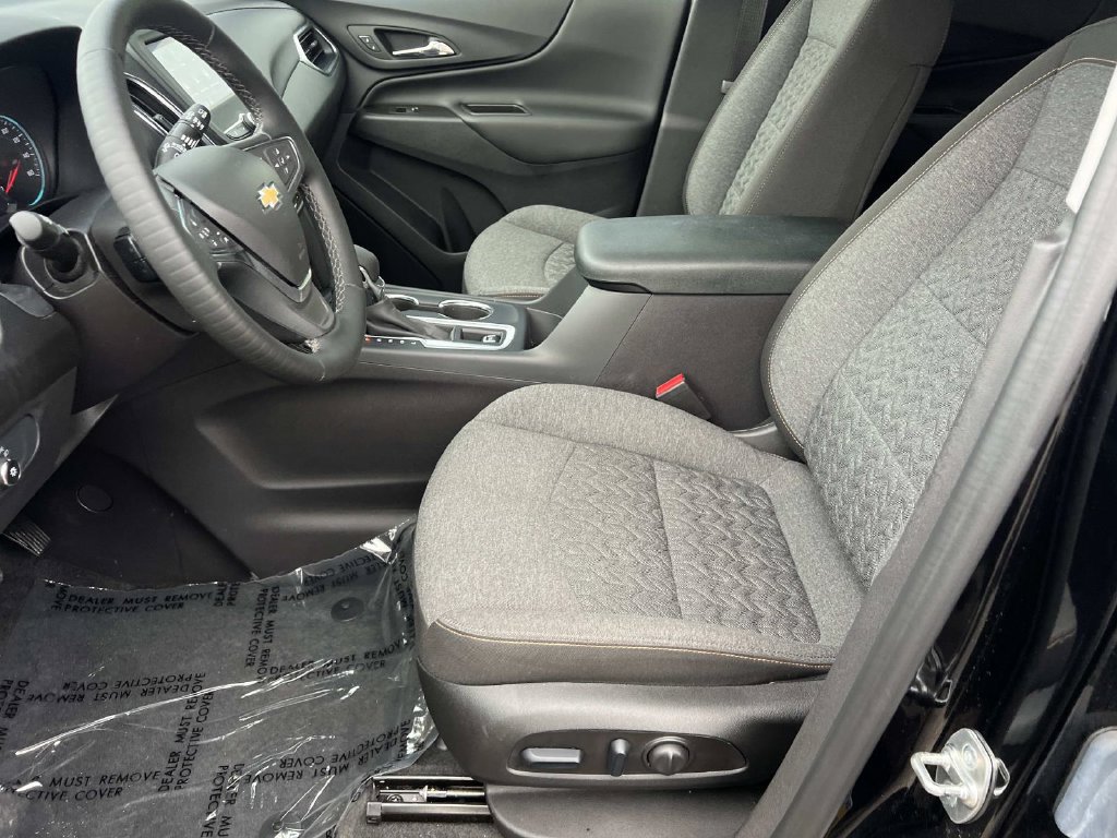 Used 2024 Chevrolet Equinox LT FWD image 15