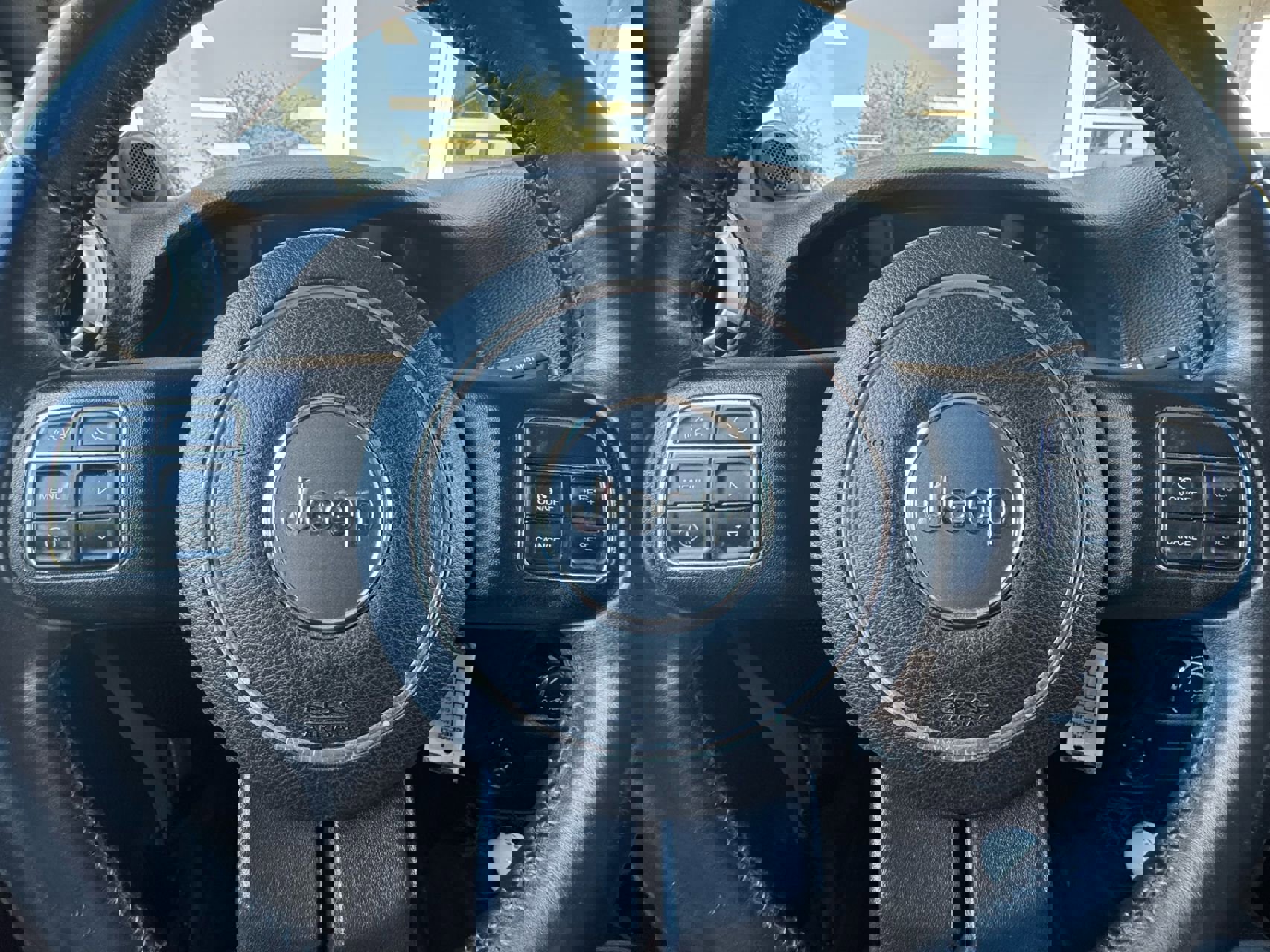 Used 2013 Jeep Wrangler Unlimited Sahara w/ Connectivity Group image 15