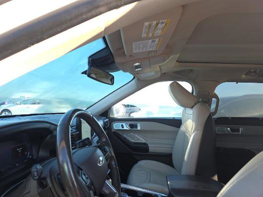 Used 2020 Ford Explorer Platinum image 12