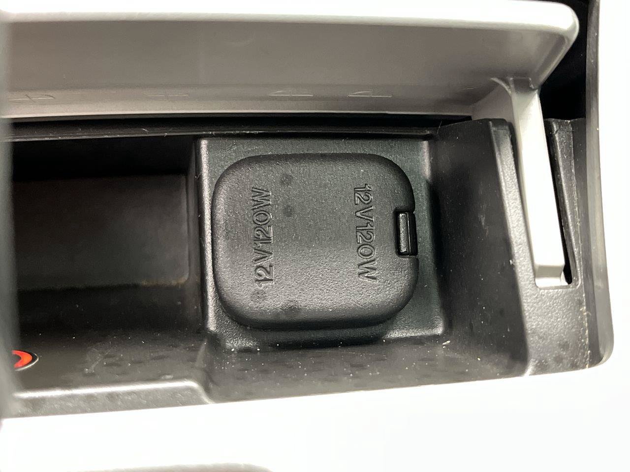 Used 2010 MAZDA MAZDA3 i Touring FWD image 16
