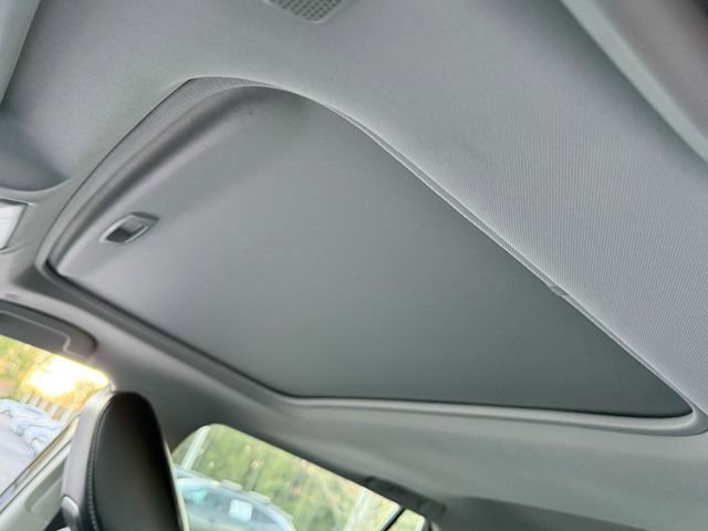 Used 2024 Toyota RAV4 XLE Premium image 22