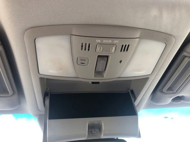 Used 2017 INFINITI QX80 2WD w/ Driver Assistance Package image 30