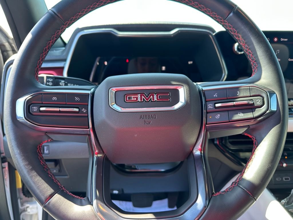 Used 2023 GMC Canyon AT4X image 31