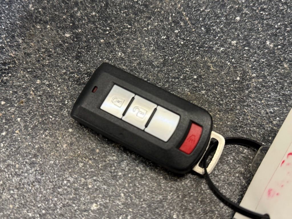 Used 2017 Mitsubishi Outlander Sport SE image 30