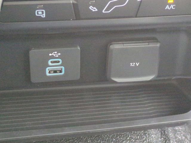 New 2026 Ford F250 XL w/ XL Off-Road Package image 21