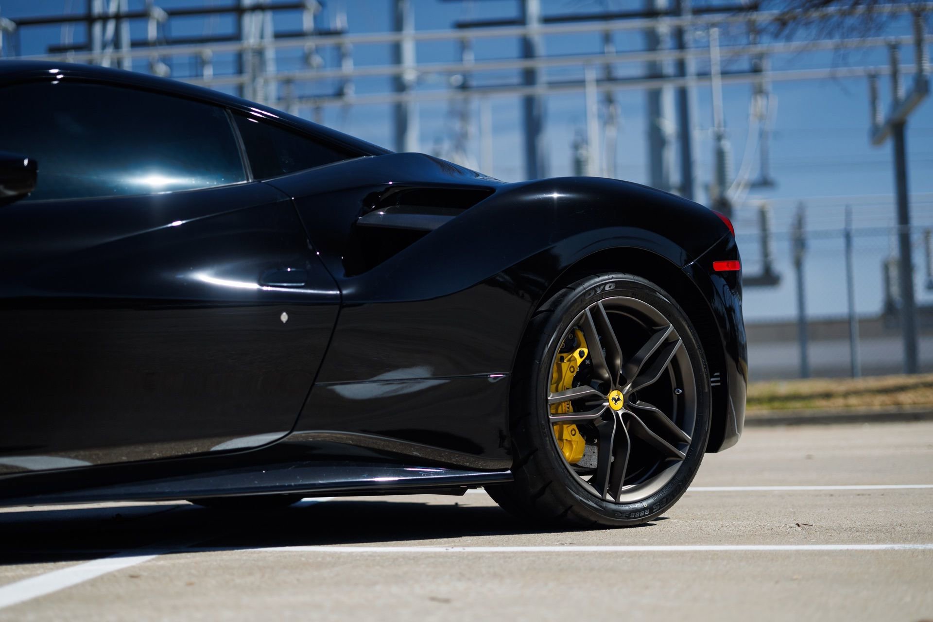 Used 2017 Ferrari 488 GTB image 16
