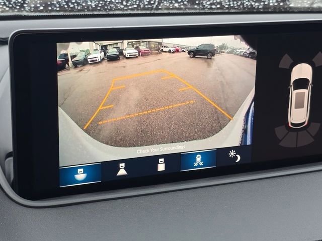 Used 2024 Acura MDX SH-AWD w/ Technology Package image 11