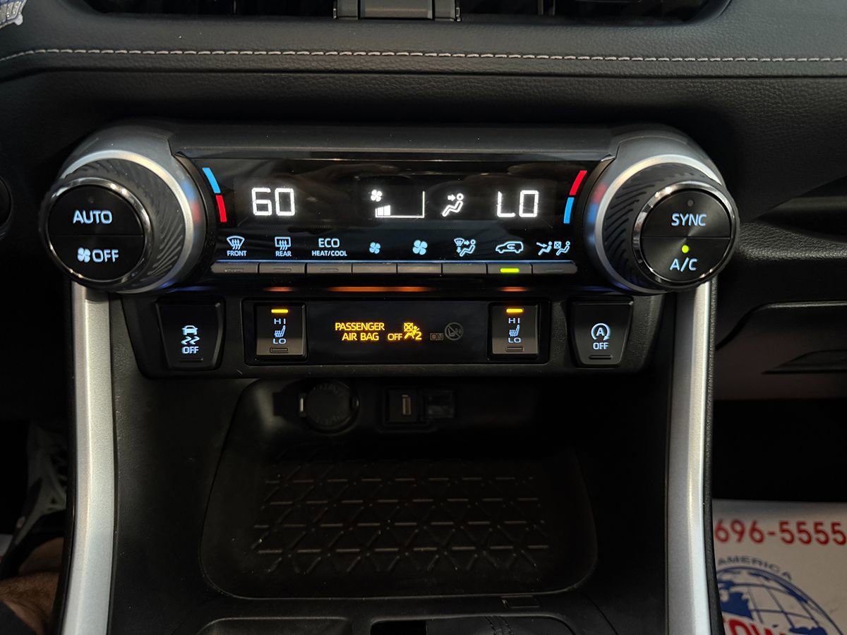 Used 2022 Toyota RAV4 XLE w/ Convenience Package AWD/4WD image 40