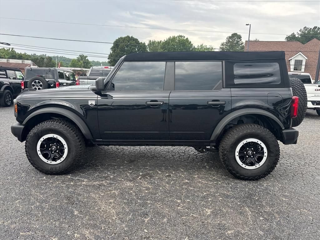 Used 2023 Ford Bronco Big Bend w/ Sasquatch Package AWD/4WD image 4