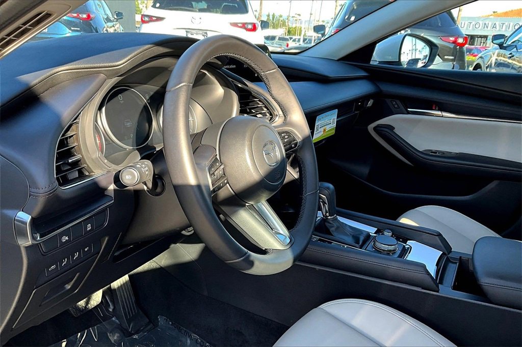 Certified 2025 MAZDA MAZDA3 s image 9