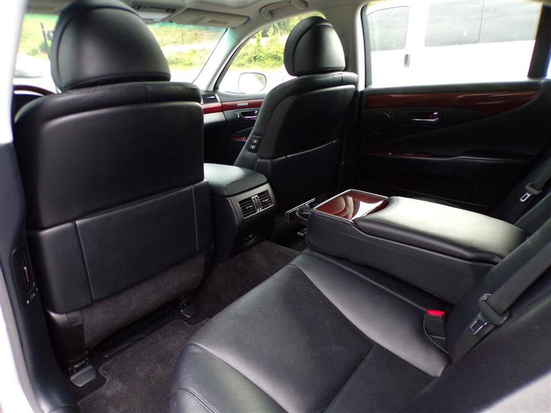 Used 2009 Lexus LS 460 AWD image 29