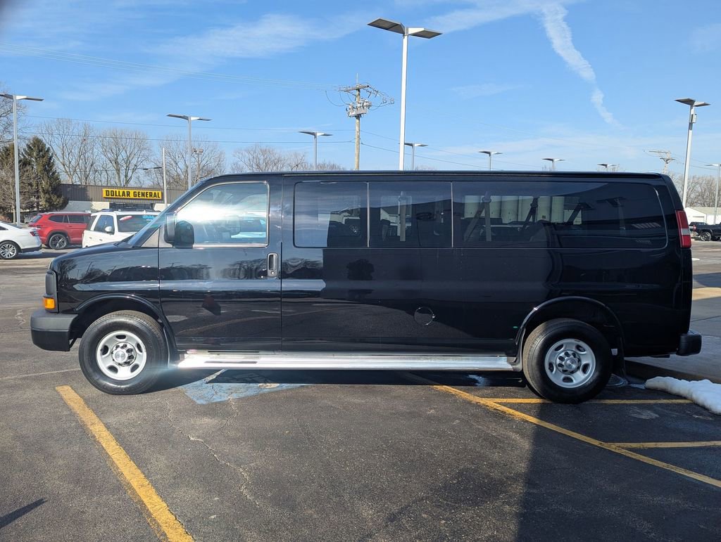 Used 2014 Chevrolet Express 3500 LS image 6