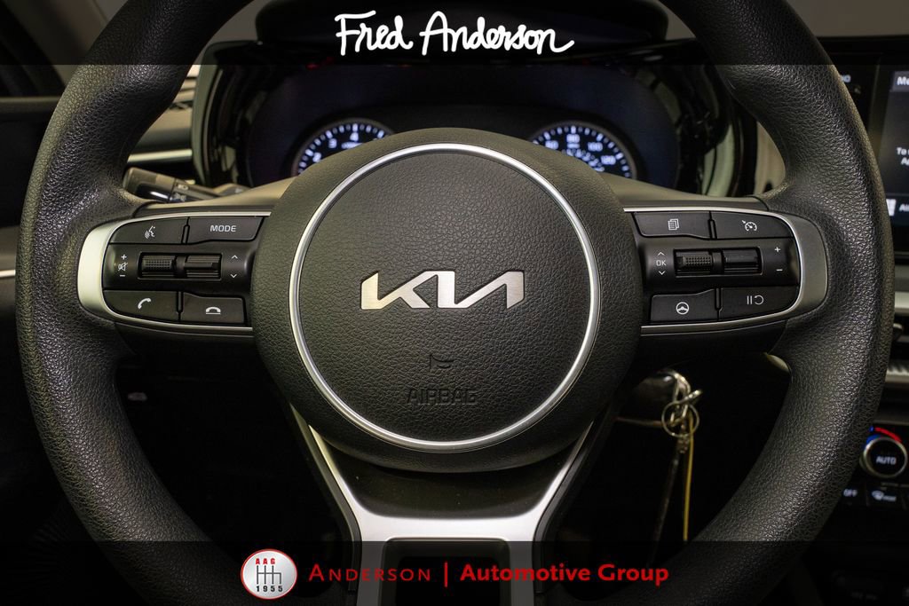 Used 2022 Kia K5 LX FWD image 16