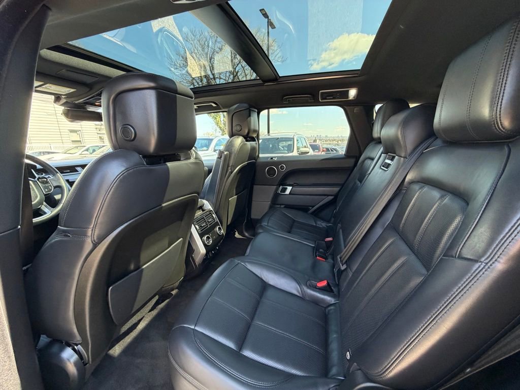 Used 2019 Land Rover Range Rover Sport HSE image 20