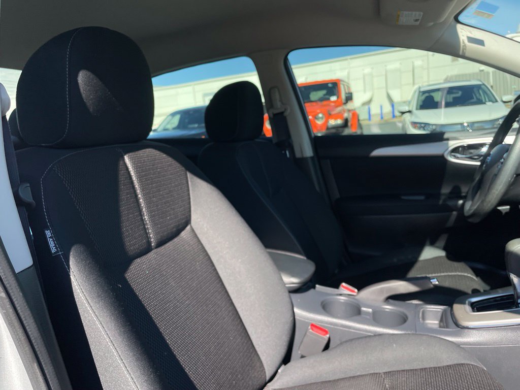 Used 2015 Nissan Sentra S FWD image 30