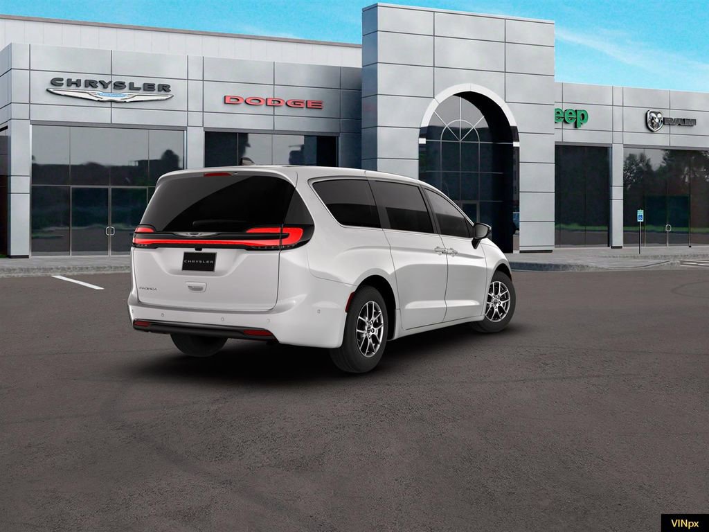 New 2026 Chrysler Pacifica Select image 7