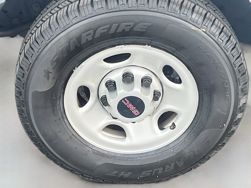 Used 2024 GMC Savana 2500 w/ Driver Convenience Package image 27