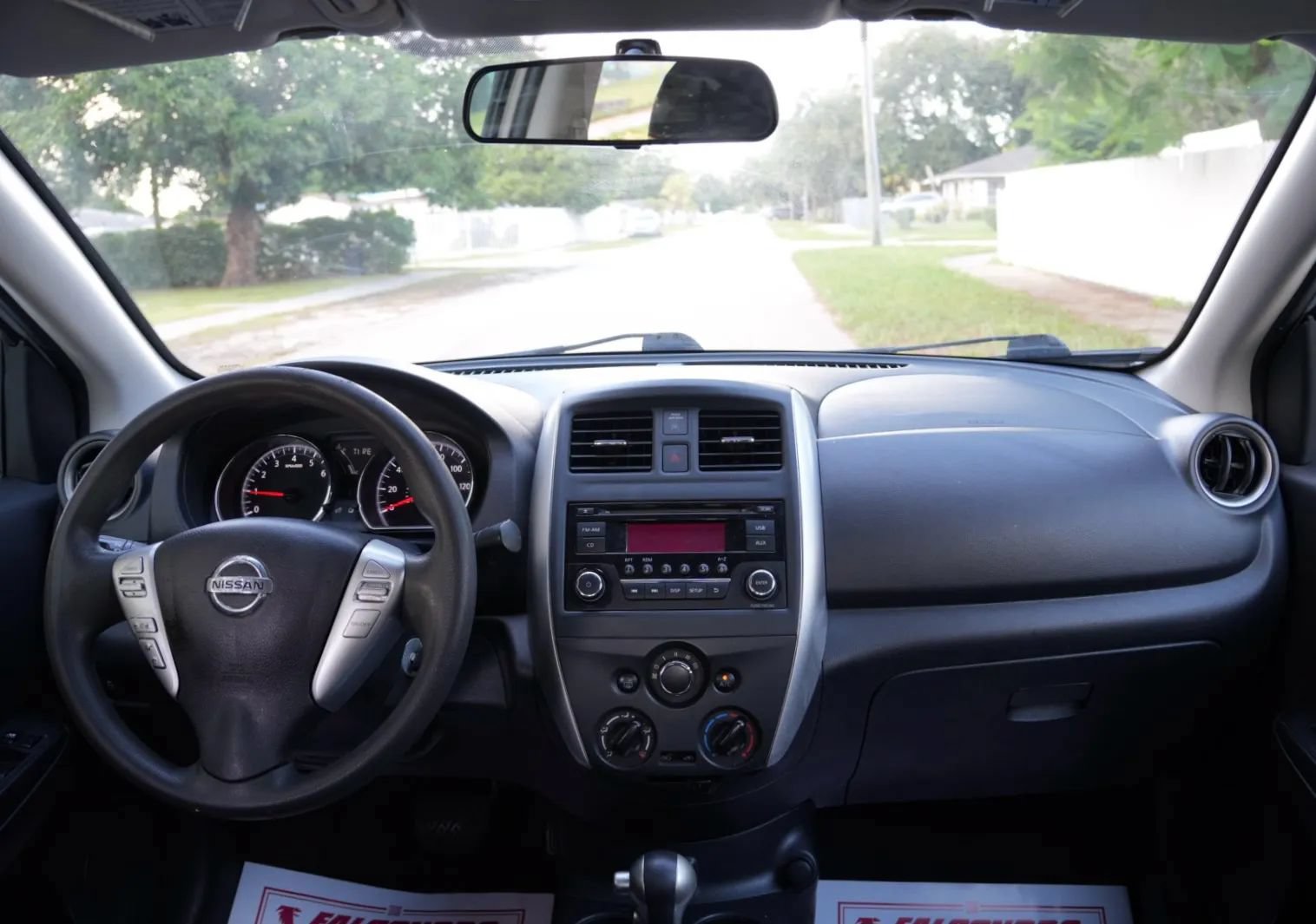 Used 2018 Nissan Versa SV FWD image 10