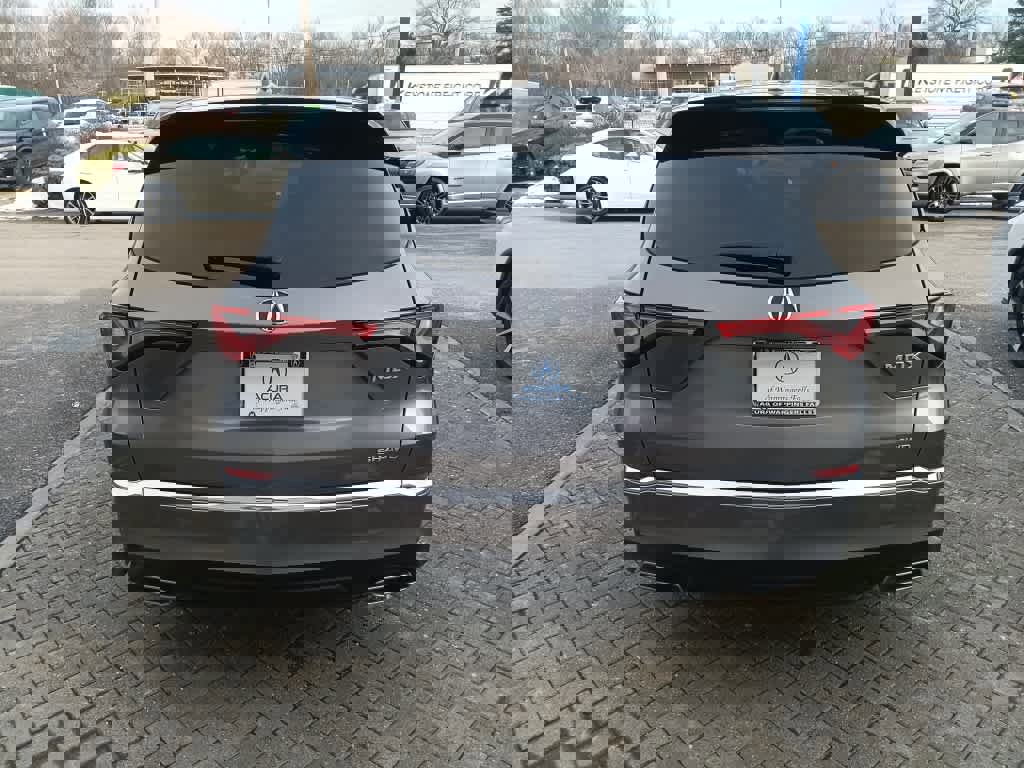 Used 2023 Acura MDX SH-AWD image 5