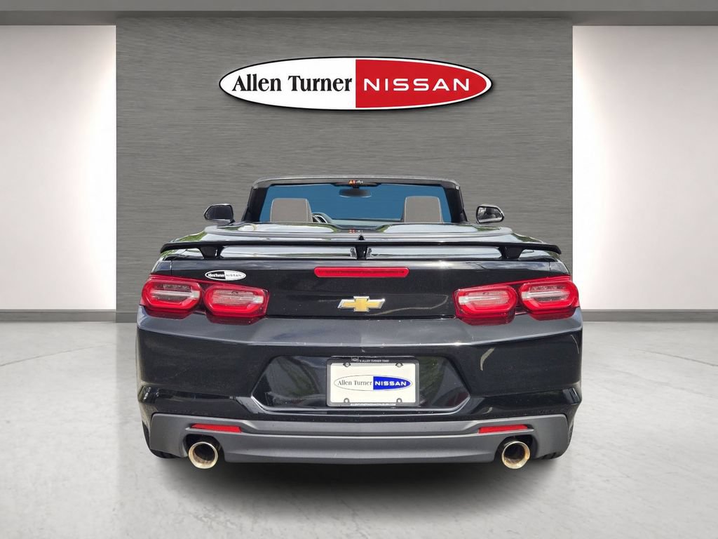 Used 2023 Chevrolet Camaro LT RWD image 7