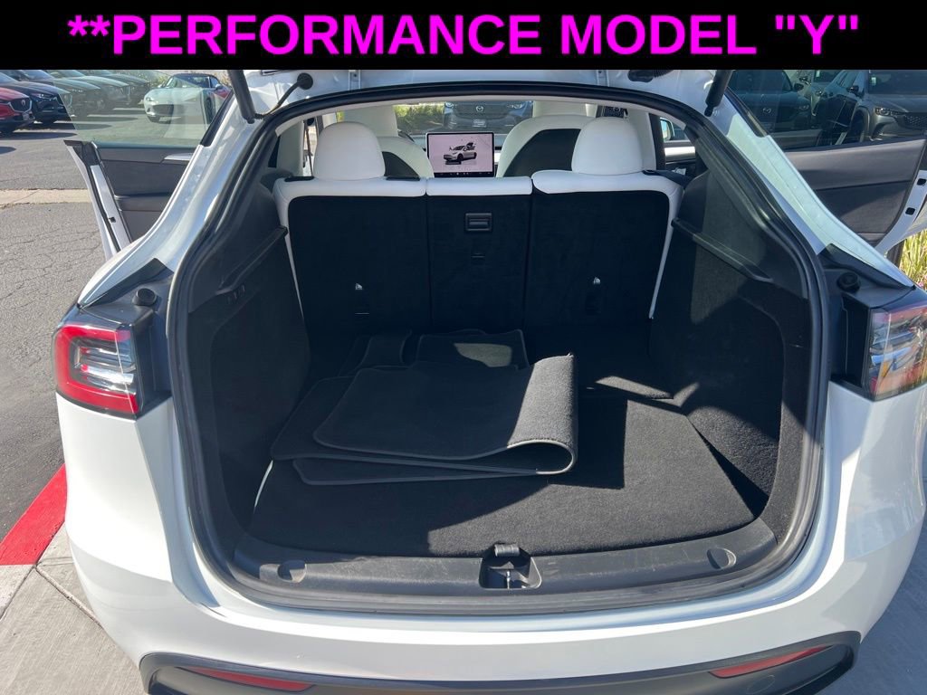 Used 2023 Tesla Model Y Performance image 55