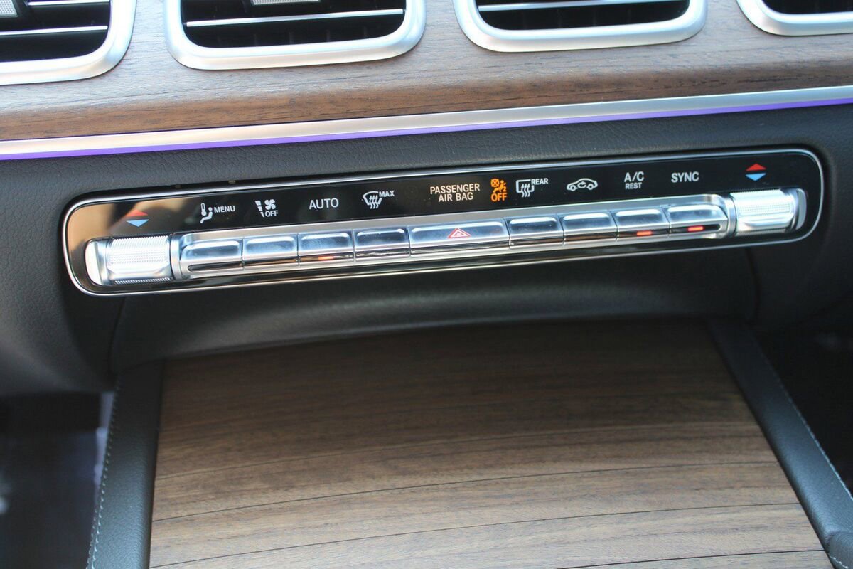 New 2025 Mercedes-Benz GLS 450 4MATIC image 23