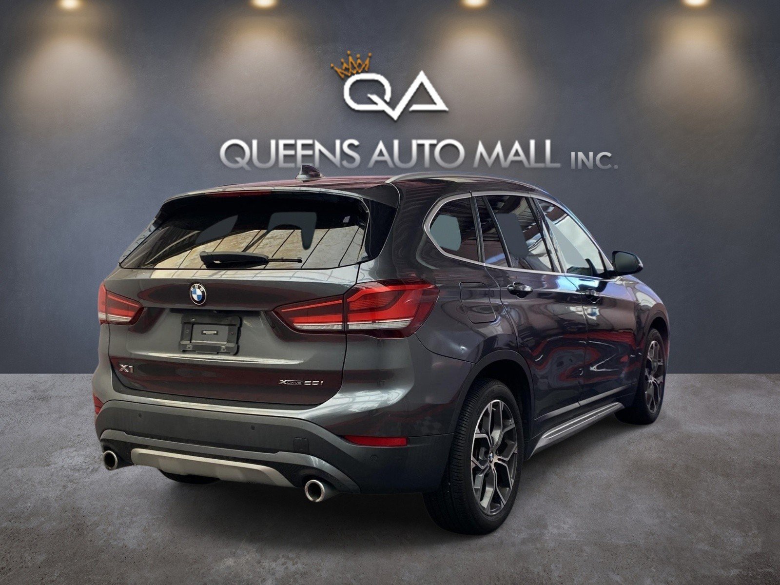 Used 2020 BMW X1 xDrive28i w/ Premium Package AWD/4WD image 6