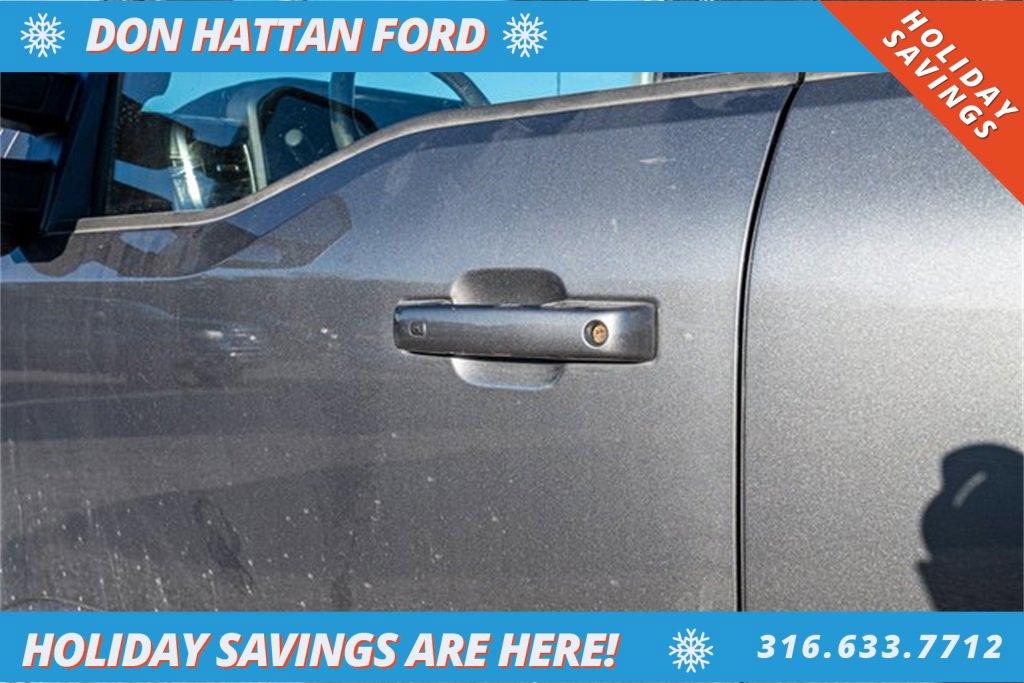 Used 2023 Ford F350 Lariat w/ FX4 Off-Road Package image 33